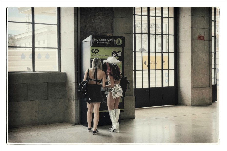 LISBON-PH-202406-00011